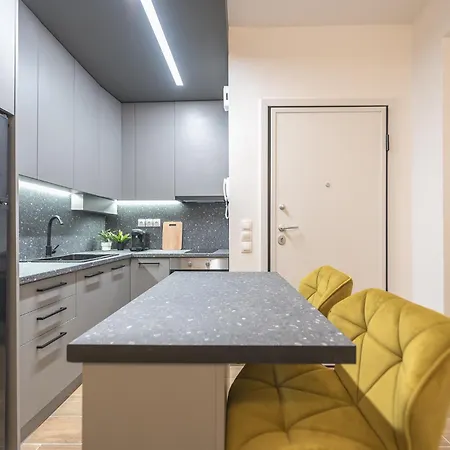 Apartment Cozy 2 Bedroom Flat At Mavili Square - Xenias
