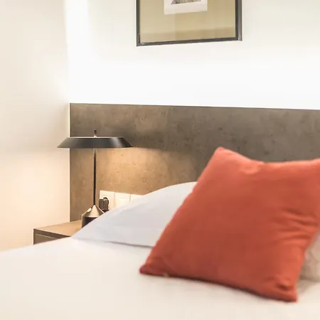 Apartment Cozy 2 Bedroom Flat At Mavili Square - Xenias *